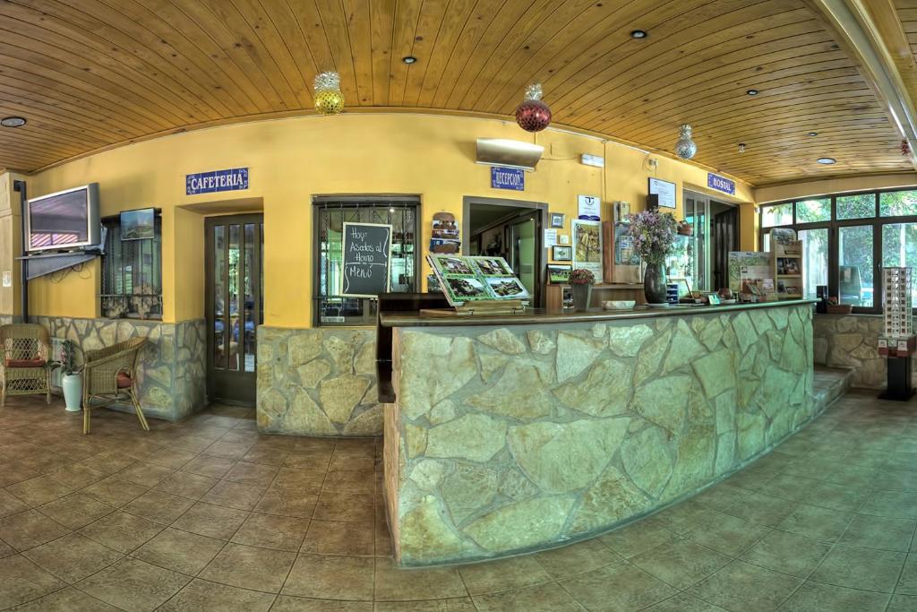 Apartamentos Rurales El Solitario Баньос-де-Монтемайор Экстерьер фото