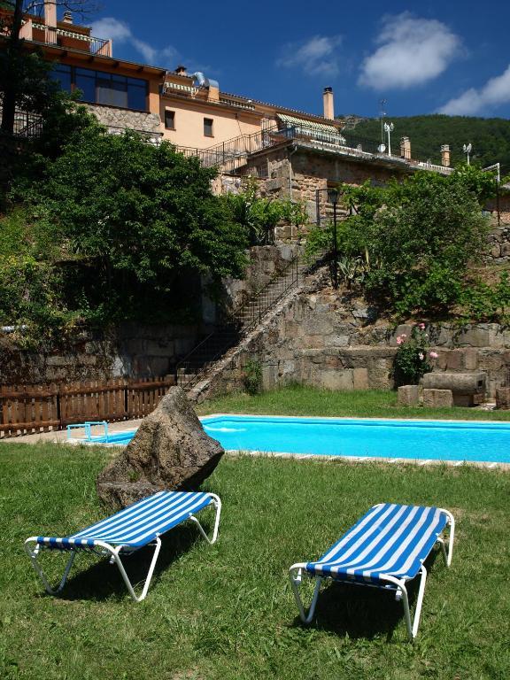 Apartamentos Rurales El Solitario Баньос-де-Монтемайор Экстерьер фото
