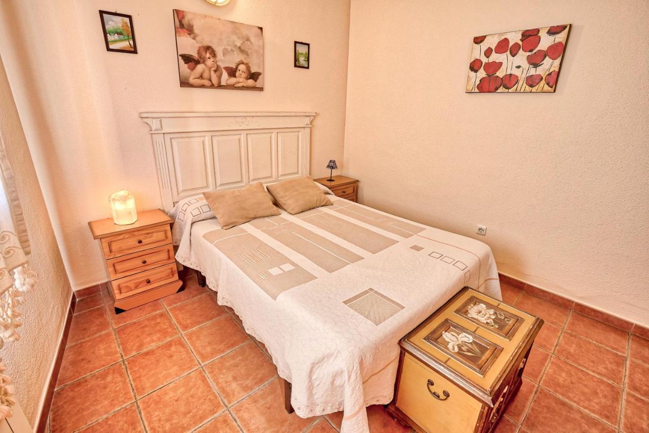 Apartamentos Rurales El Solitario Баньос-де-Монтемайор Экстерьер фото